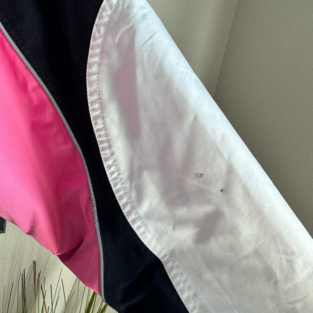 Obermeyer Women's Pink, White, and Black Ski Jacket - Picture 5 of 6